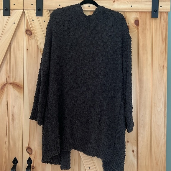 ❤️ 2 for $10 Cardigan - Picture 3 of 3